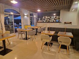 Hotel Saga