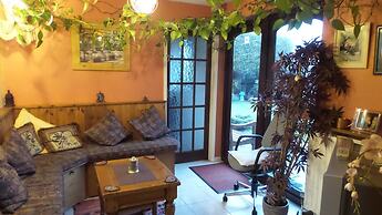 The Cedars House B&B