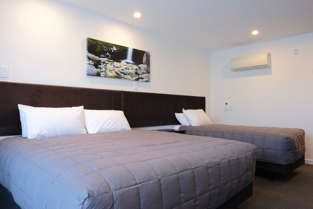 Stopforths Premium Accommodation