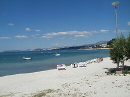 Beach Apartments Toni