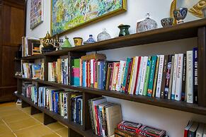 Arabesque Arts & Residency