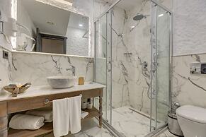 Alachi Hotel