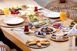 Alachi Hotel