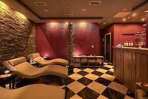 Alachi Hotel
