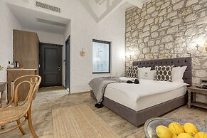 Alachi Hotel