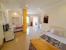 Spring Hotel Luxor