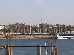 Spring Hotel Luxor