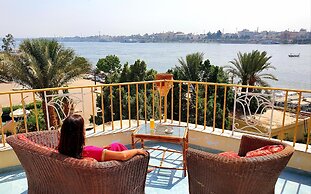 Spring Hotel Luxor