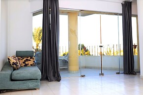 Spring Hotel Luxor