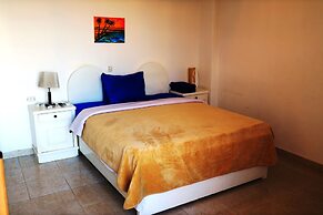 Spring Hotel Luxor