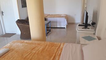 Spring Hotel Luxor