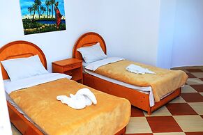 Spring Hotel Luxor