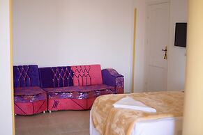Spring Hotel Luxor