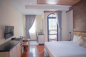 LCS Hotel & Apartment