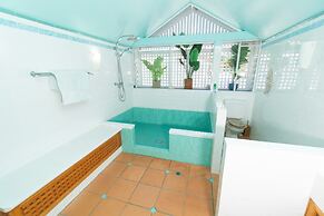 Beach House Cairns