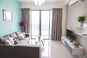 One Amerin Mall & Suites