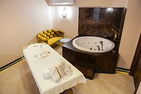 The Life Hotel & Spa