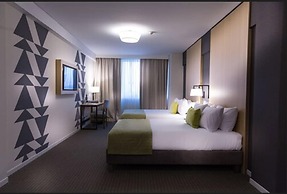 Howard Johnson Plaza by Wyndham Buenos Aires