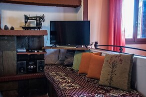 Theasis Guesthouse