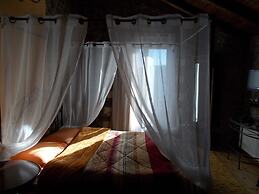 Theasis Guesthouse
