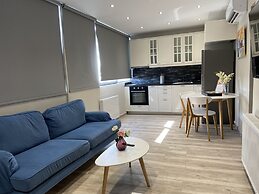Connect Studios & Apartments