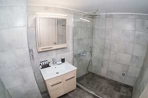 Connect Studios & Apartments
