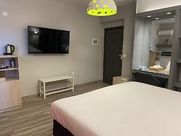 Connect Studios & Apartments