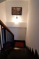 White Lion House