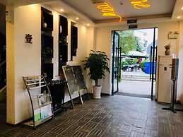 Moon Flower Hotel