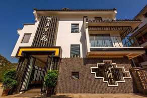 Moon Flower Hotel