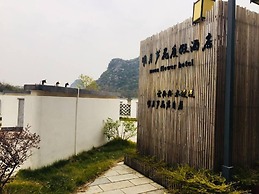 Moon Flower Hotel