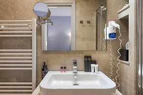 Netum Hotel