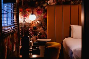 Lock & Key Hotel
