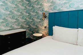 Lock & Key Hotel