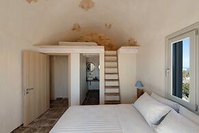 Amaranthine Villa