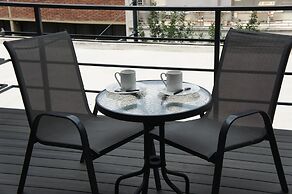 Olmos Suites