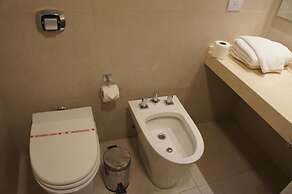 Olmos Suites
