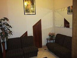 Hotel Plaza Bolognesi
