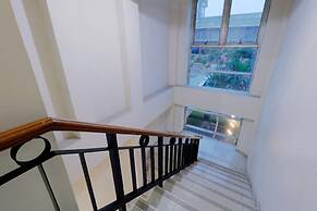 Mutiara Suites