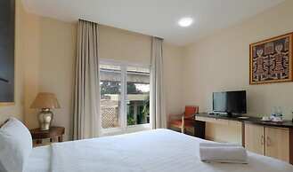 Mutiara Suites