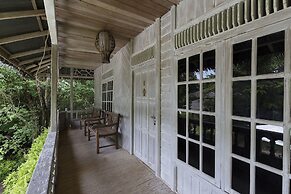Menjangan Ecolodge