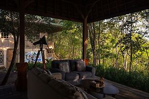 Menjangan Ecolodge