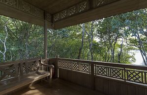 Menjangan Ecolodge