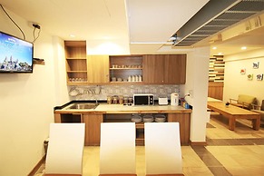 09 Hostel