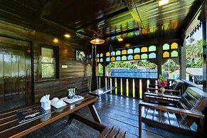Chacha Inn