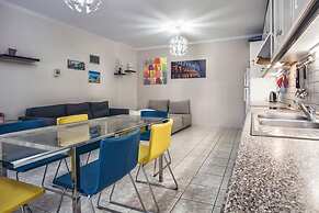Rarakos Houses