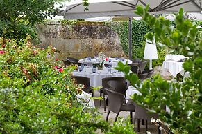 Logis Hôtel l'Essille