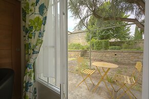 Logis Hôtel l'Essille