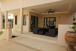 Baan Seaview Hoilday Villas