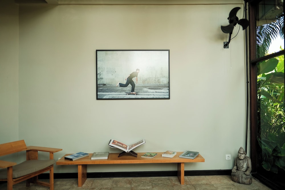 Wave House Boutique Surf Hotel - Adults Only